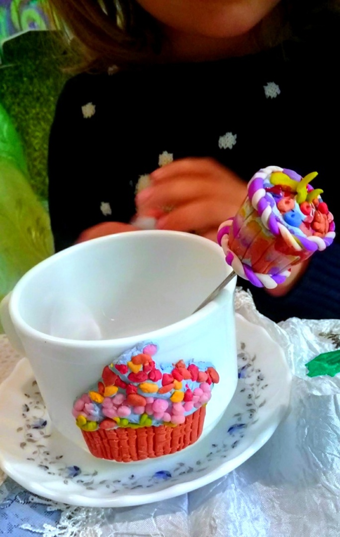 чашка с декором
